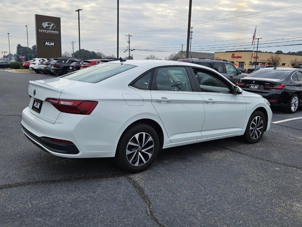 used 2024 Volkswagen Jetta car, priced at $16,820