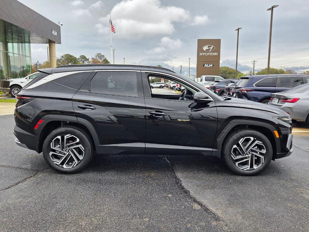 new 2026 Hyundai TUCSON Hybrid car, priced at $40,370
