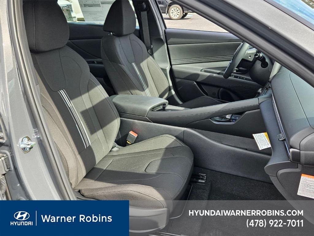 new 2026 Hyundai ELANTRA HEV car, priced at $27,679