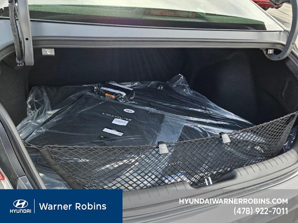 new 2026 Hyundai ELANTRA HEV car, priced at $27,679