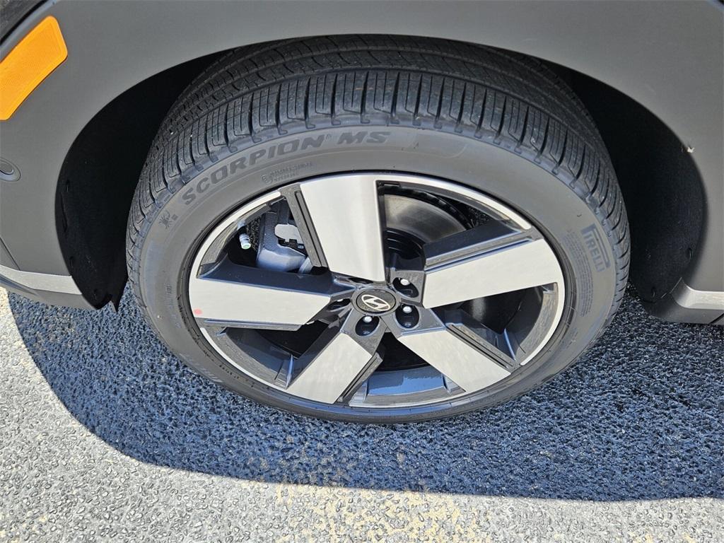 new 2025 Hyundai SANTA FE HEV car, priced at $40,595