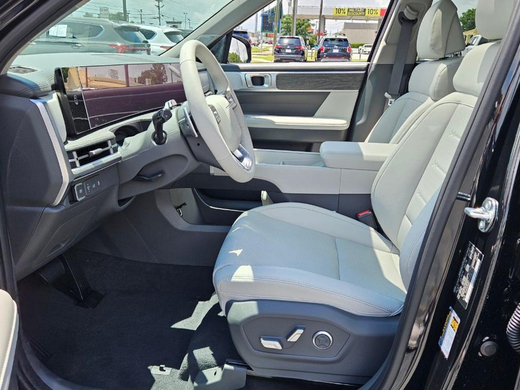 new 2025 Hyundai SANTA FE HEV car, priced at $41,995