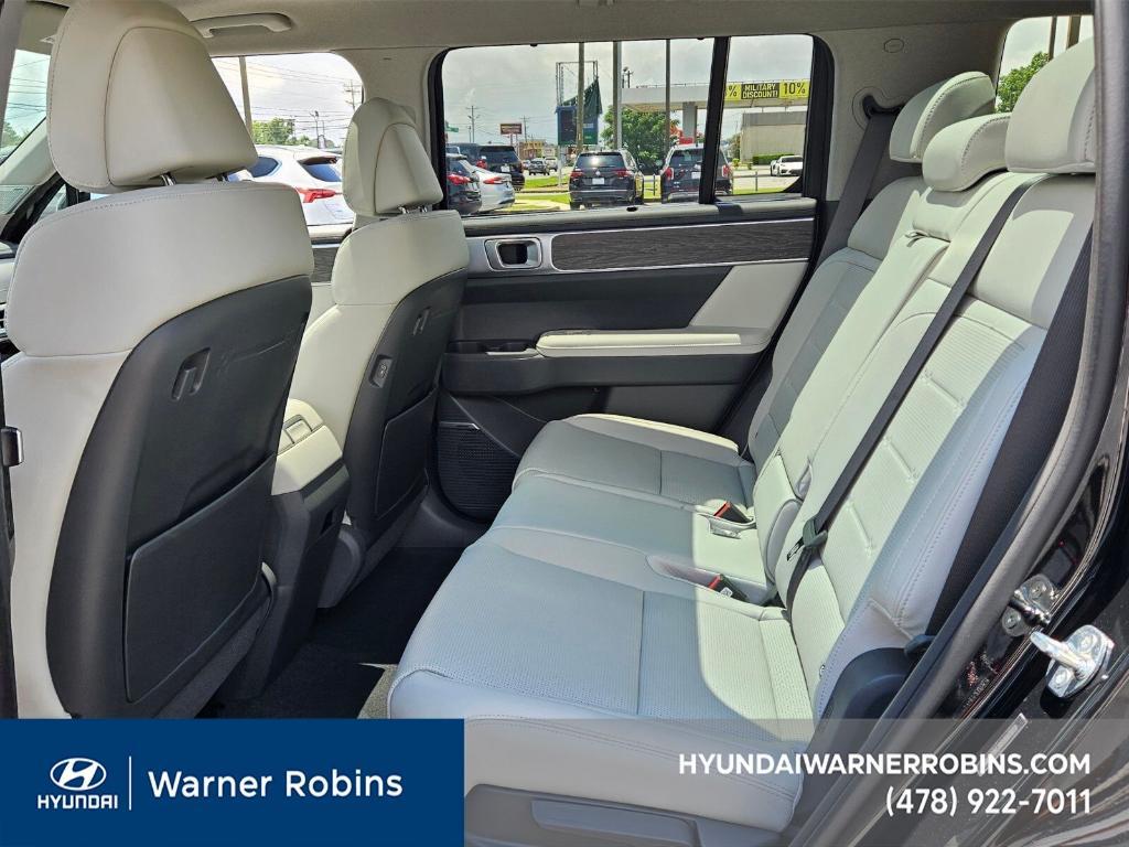 new 2025 Hyundai SANTA FE HEV car, priced at $37,995