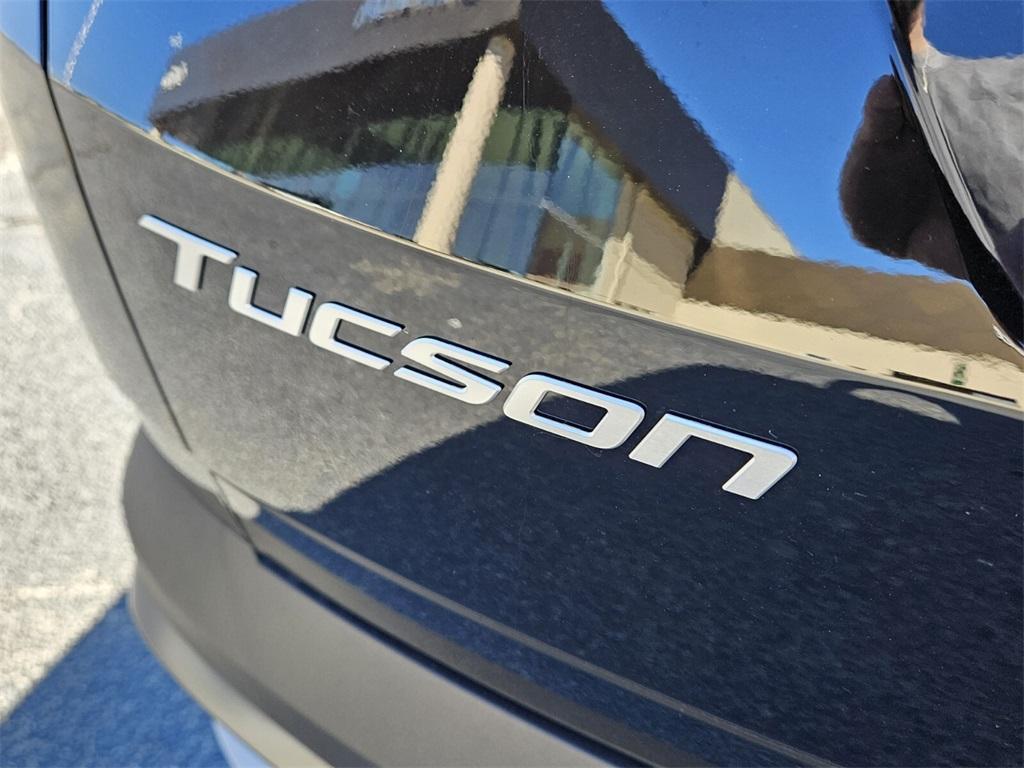 new 2026 Hyundai TUCSON Hybrid car, priced at $34,445