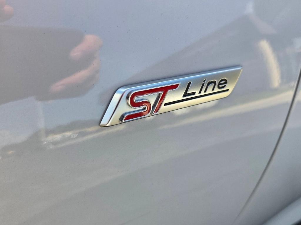 used 2026 Ford Escape car, priced at $25,720