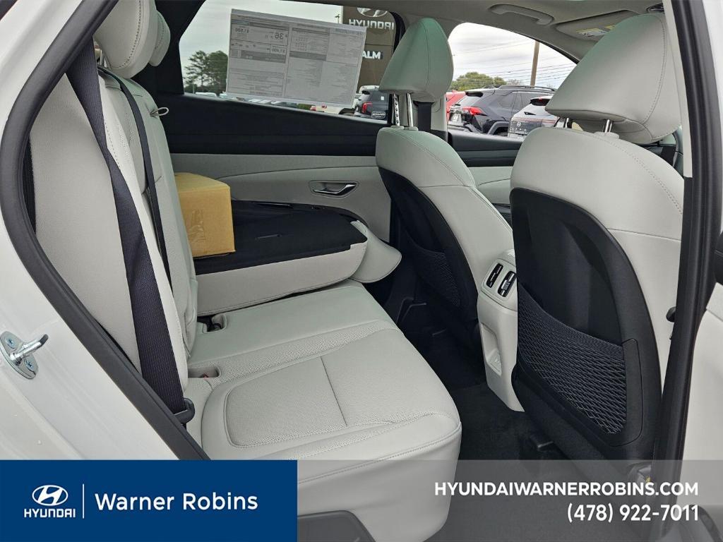 new 2026 Hyundai TUCSON Hybrid car, priced at $40,729