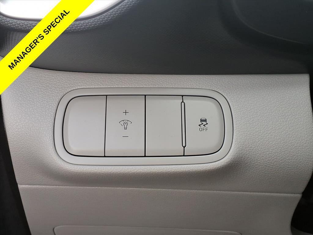used 2025 Hyundai Venue car, priced at $20,356