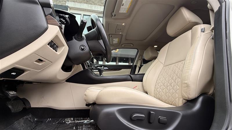 used 2018 Nissan Maxima car, priced at $10,995