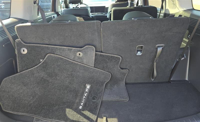 used 2024 Hyundai Santa Fe car, priced at $27,995