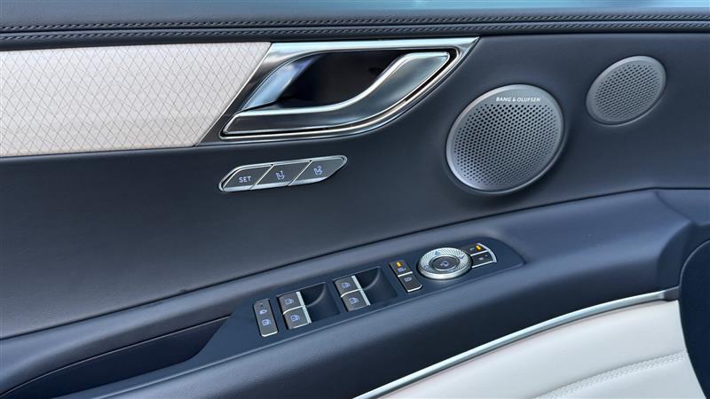 used 2025 Genesis GV80 car, priced at $59,995