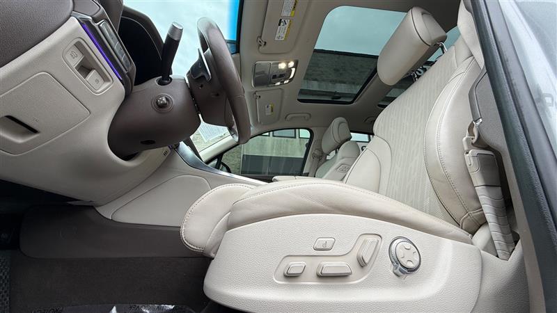 used 2022 Genesis GV80 car, priced at $33,995