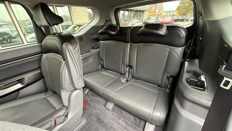 used 2024 Kia EV9 car, priced at $31,995