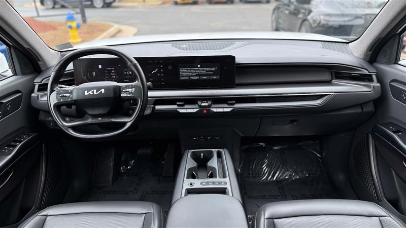 used 2024 Kia EV9 car, priced at $31,995