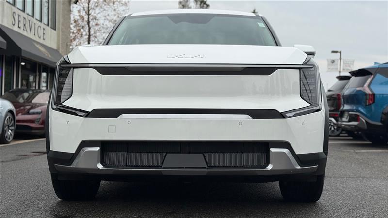 used 2024 Kia EV9 car, priced at $31,995