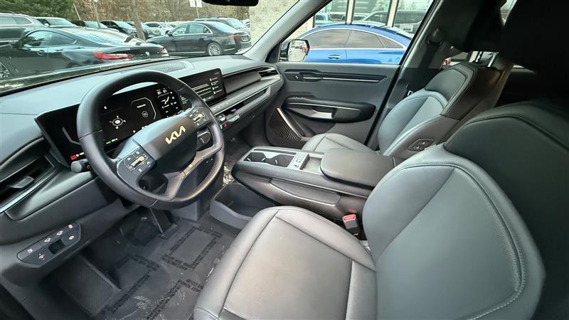 used 2024 Kia EV9 car, priced at $32,995