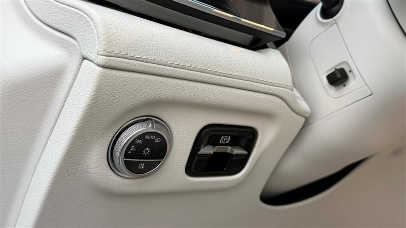 used 2023 Mercedes-Benz EQS 580 car, priced at $45,995