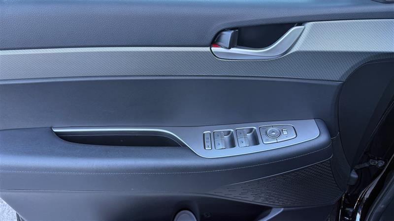 used 2025 Hyundai Palisade car, priced at $34,995