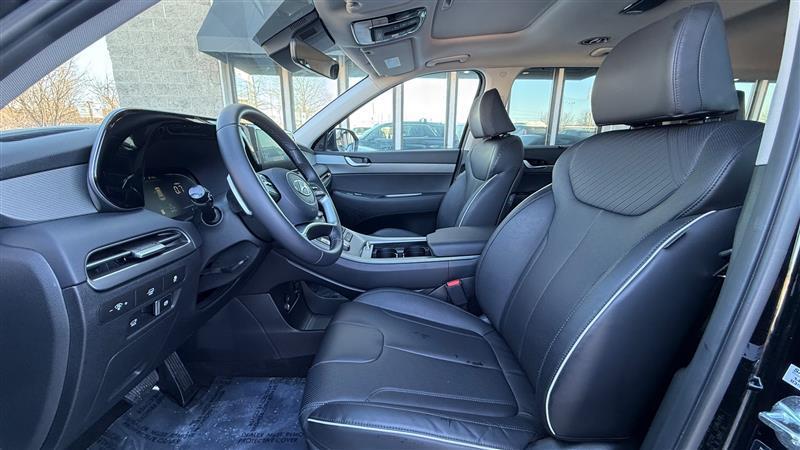 used 2025 Hyundai Palisade car, priced at $34,995