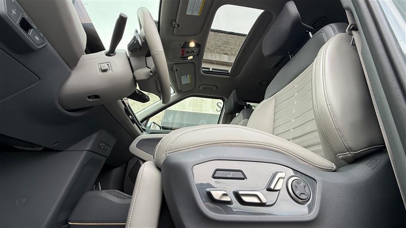 used 2024 Kia EV9 car, priced at $37,995