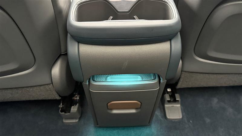 used 2024 Kia EV9 car, priced at $40,995