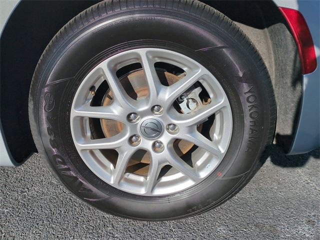 used 2024 Chrysler Pacifica car, priced at $29,557