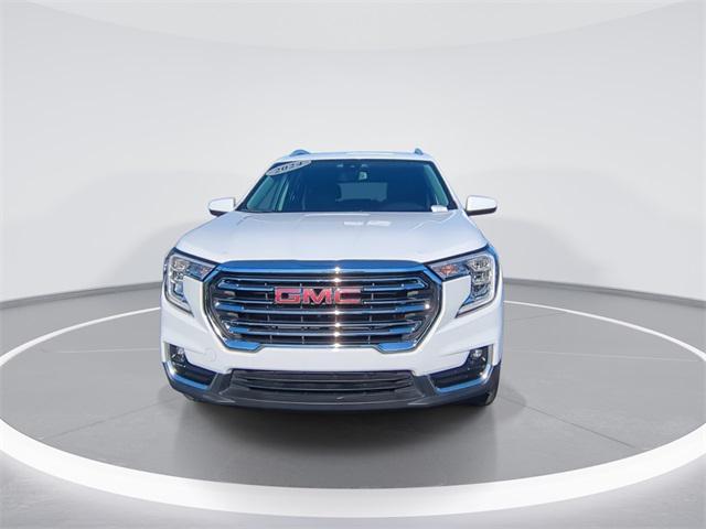 used 2024 GMC Terrain car, priced at $21,999