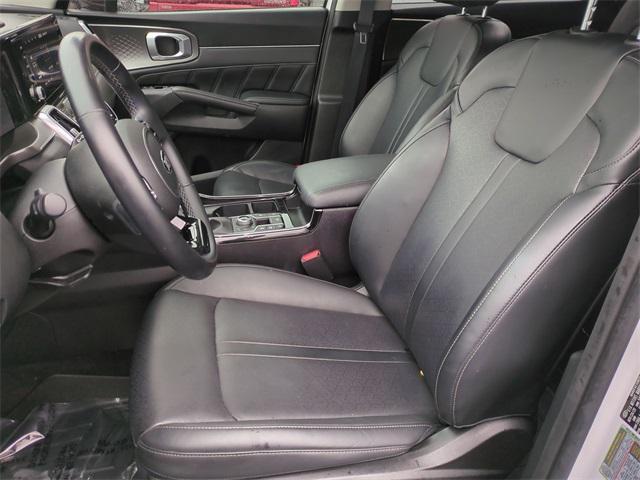 used 2021 Kia Sorento car, priced at $25,328