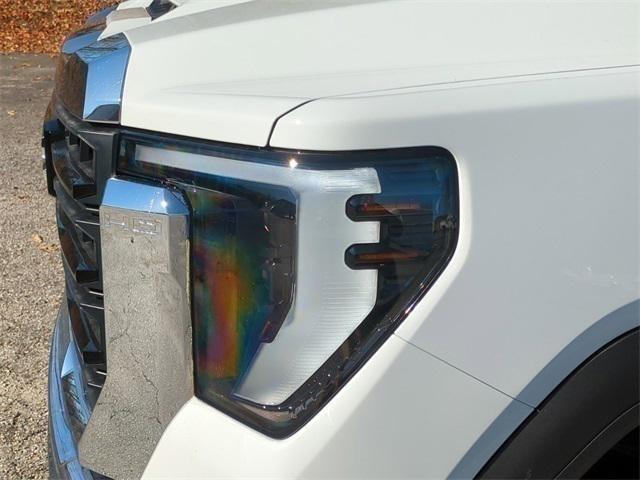 new 2024 GMC Sierra 2500 car, priced at $66,293