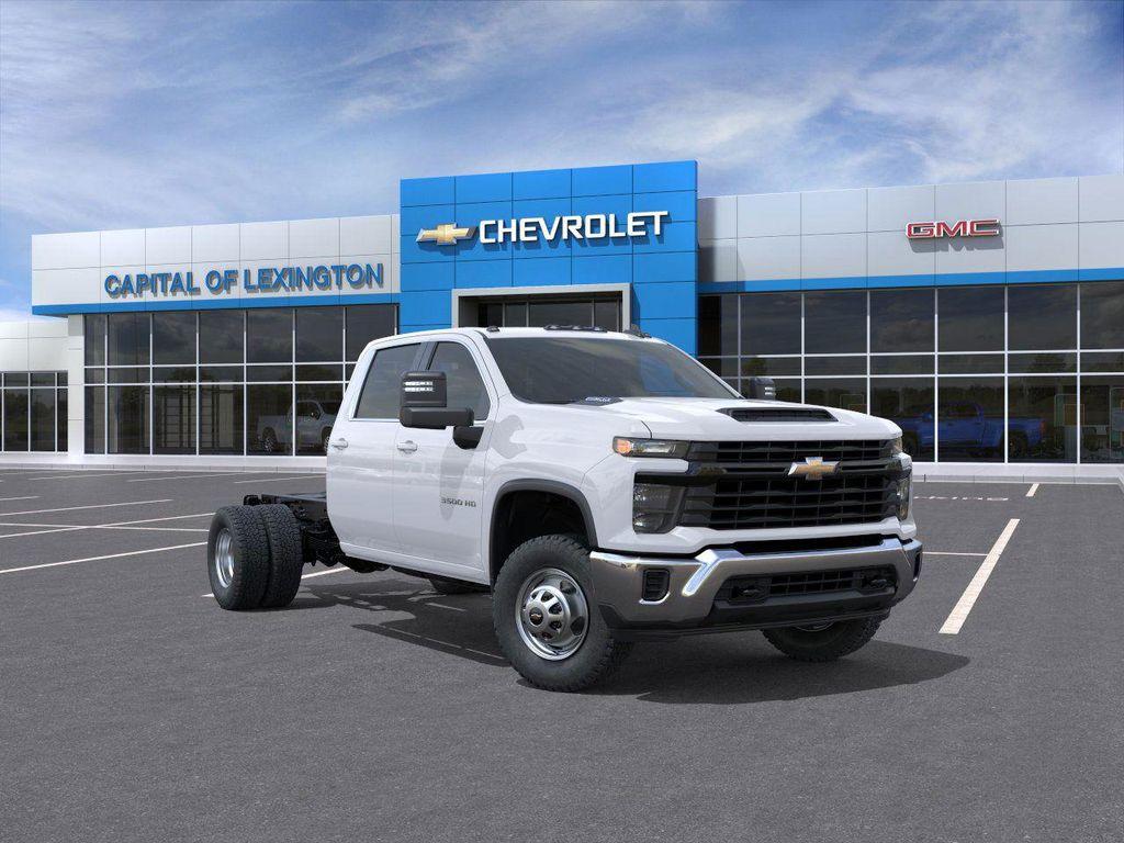 new 2026 Chevrolet Silverado 3500 car, priced at $74,013