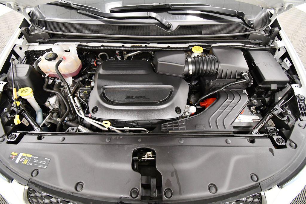 used 2024 Chrysler Pacifica car, priced at $34,565