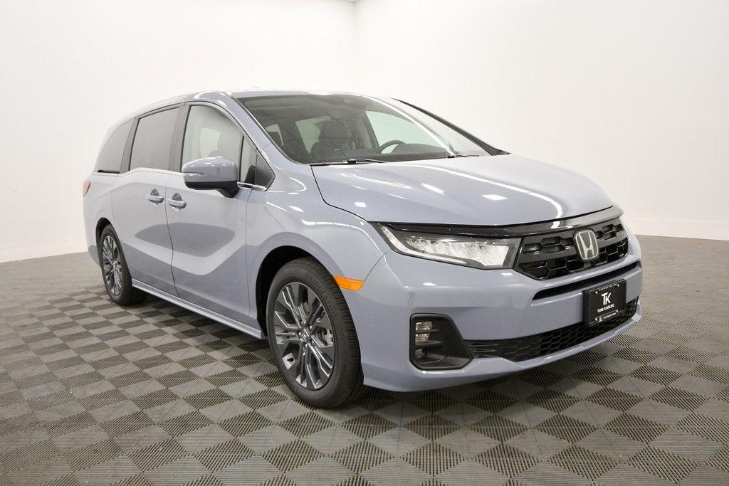 new 2026 Honda Odyssey car, priced at $46,210