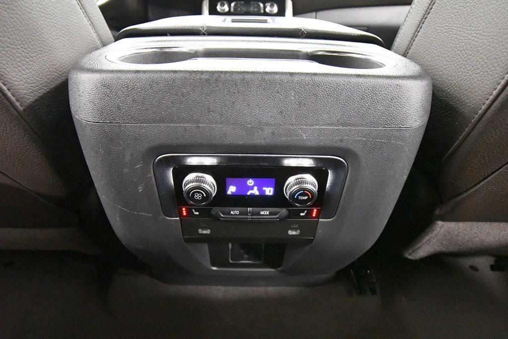 used 2022 GMC Yukon car, priced at $44,349