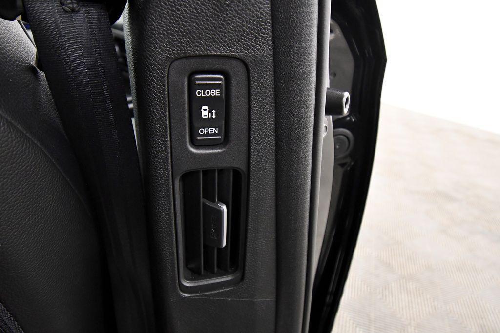 used 2024 Honda Odyssey car, priced at $44,349
