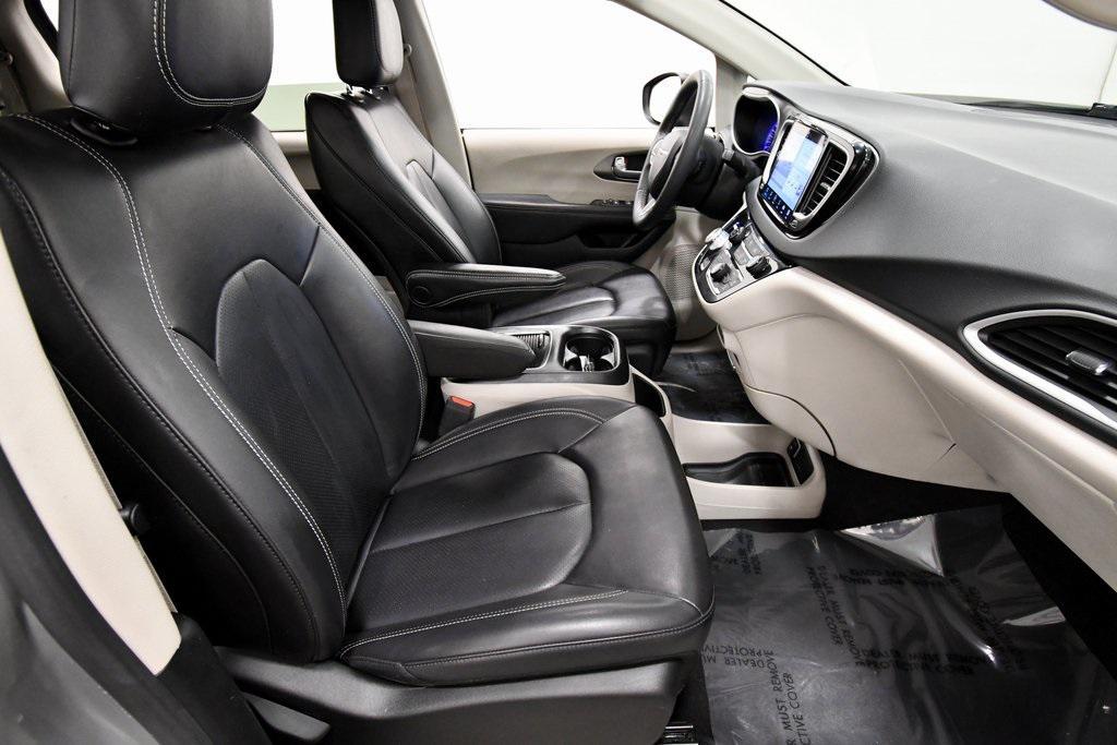 used 2023 Chrysler Pacifica car, priced at $24,640