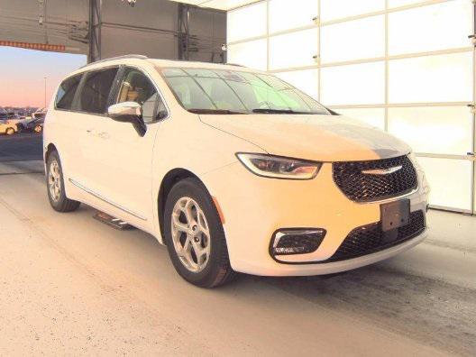 used 2023 Chrysler Pacifica car, priced at $27,499