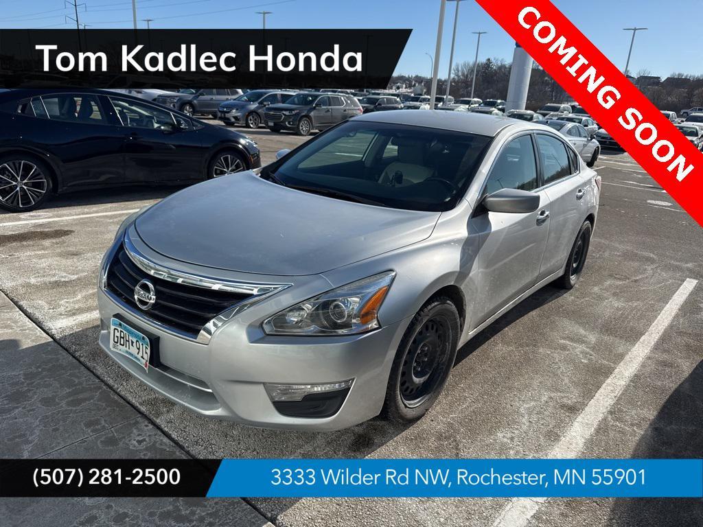 used 2013 Nissan Altima car, priced at $7,999