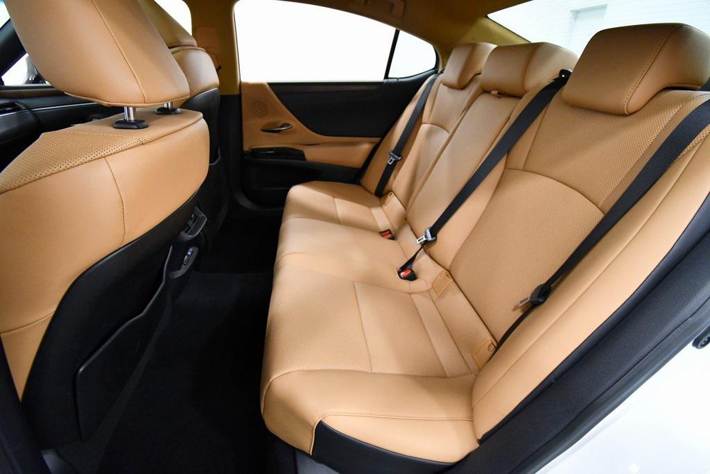 used 2023 Lexus ES 350 car, priced at $36,725