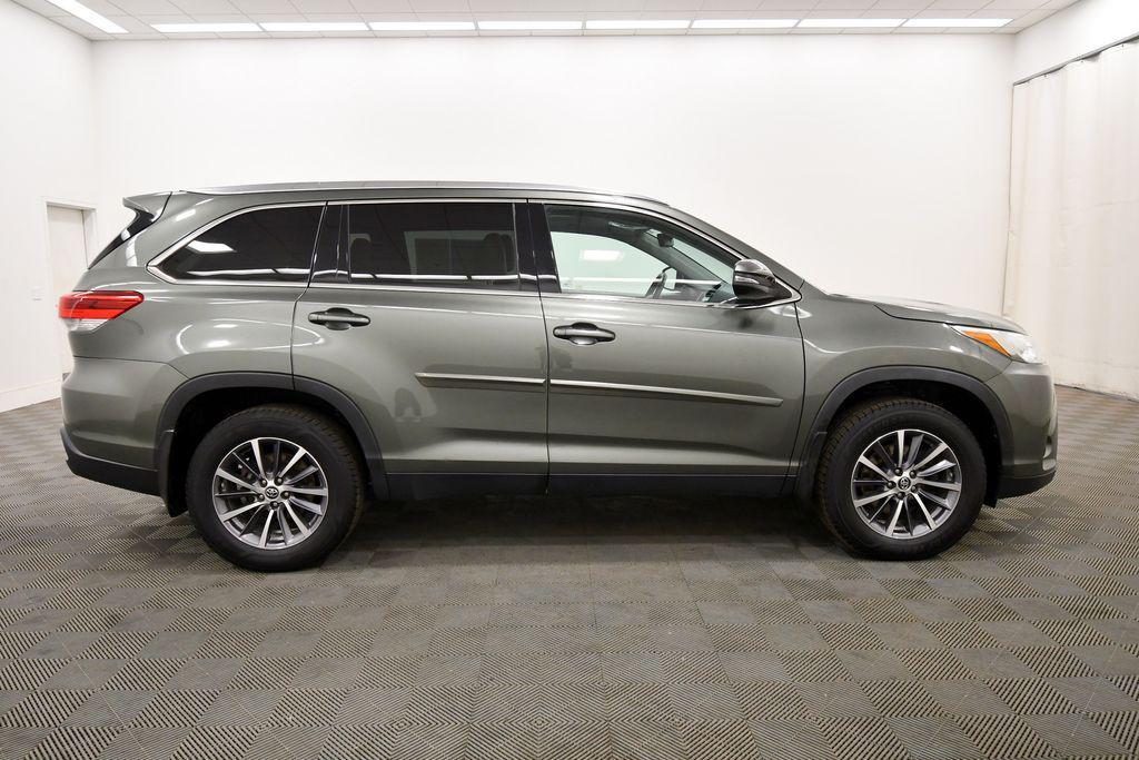 used 2019 Toyota Highlander car, priced at $24,349