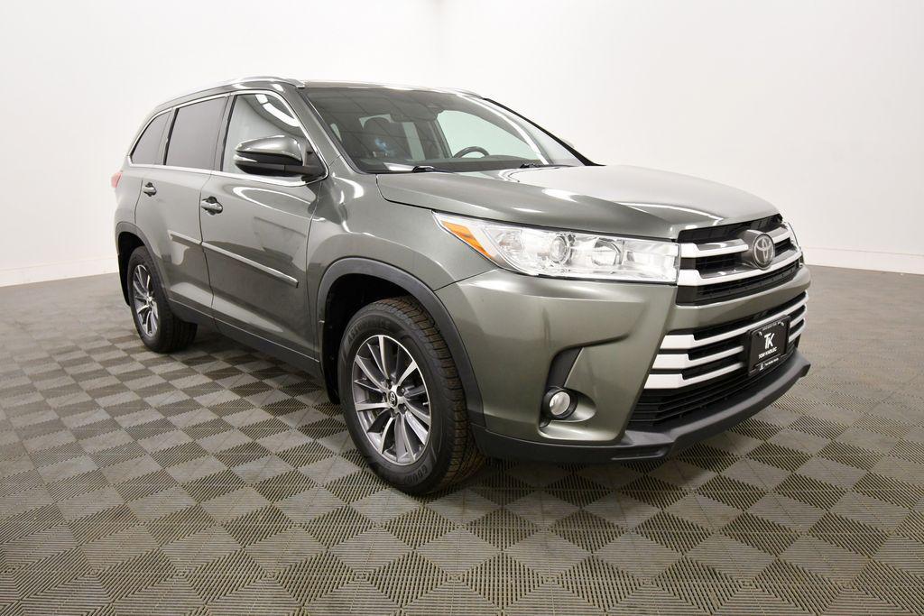 used 2019 Toyota Highlander car, priced at $24,349