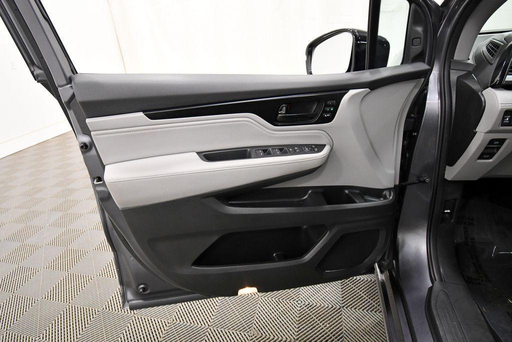 used 2023 Honda Odyssey car, priced at $40,845
