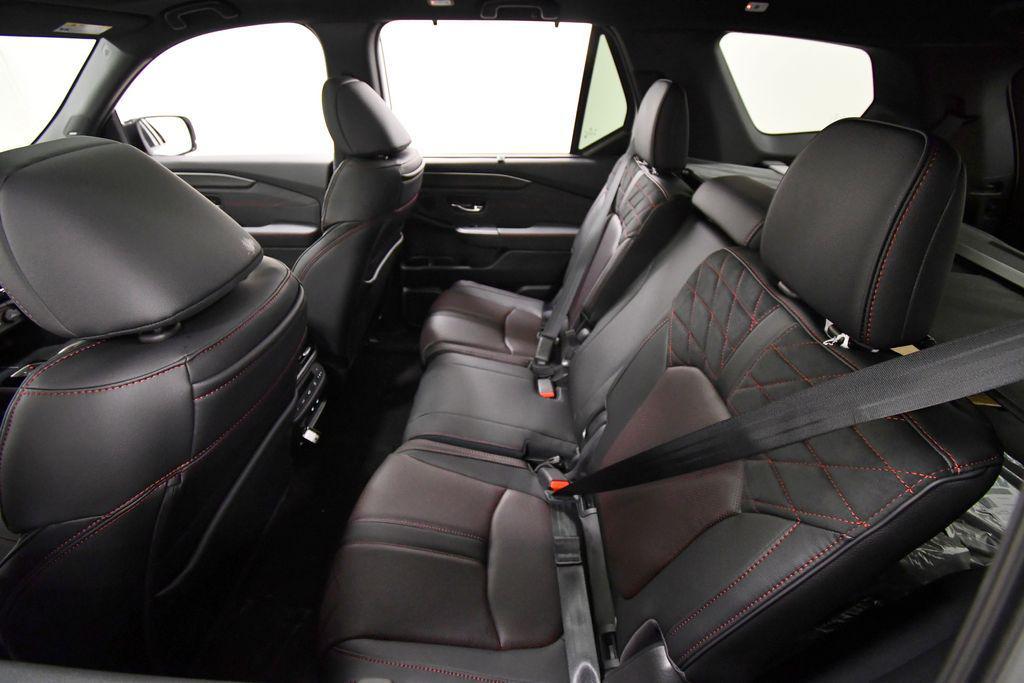 new 2026 Honda Pilot car, priced at $51,999