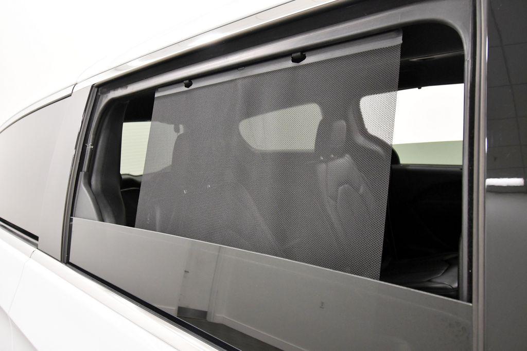 used 2025 Chrysler Pacifica car, priced at $32,345