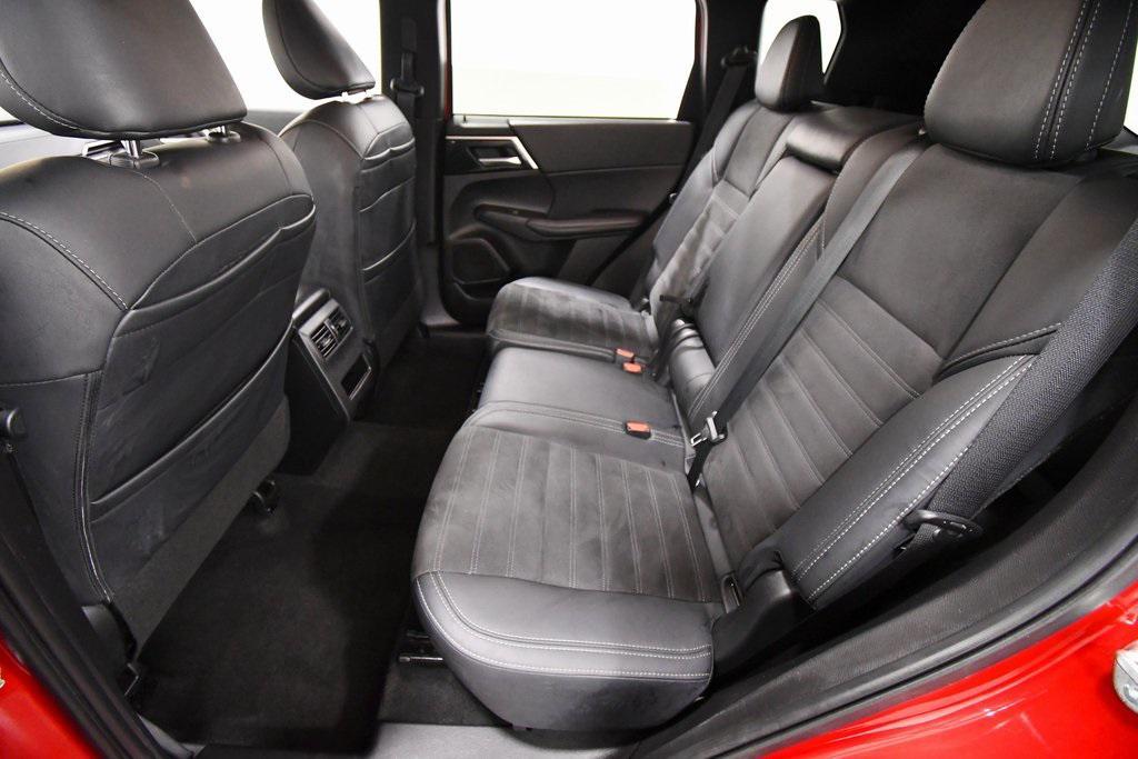 used 2024 Mitsubishi Outlander car, priced at $24,137