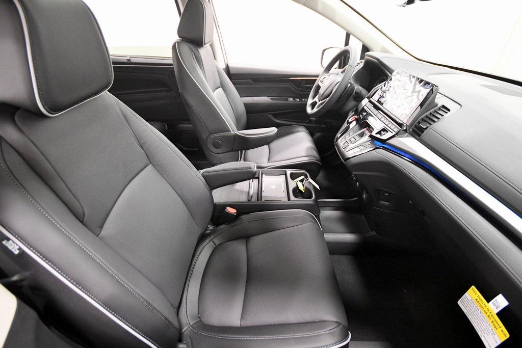 new 2026 Honda Odyssey car, priced at $45,760