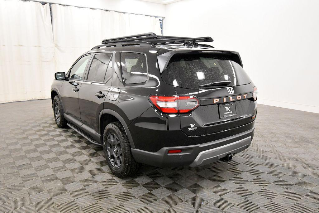 new 2026 Honda Pilot car, priced at $50,499
