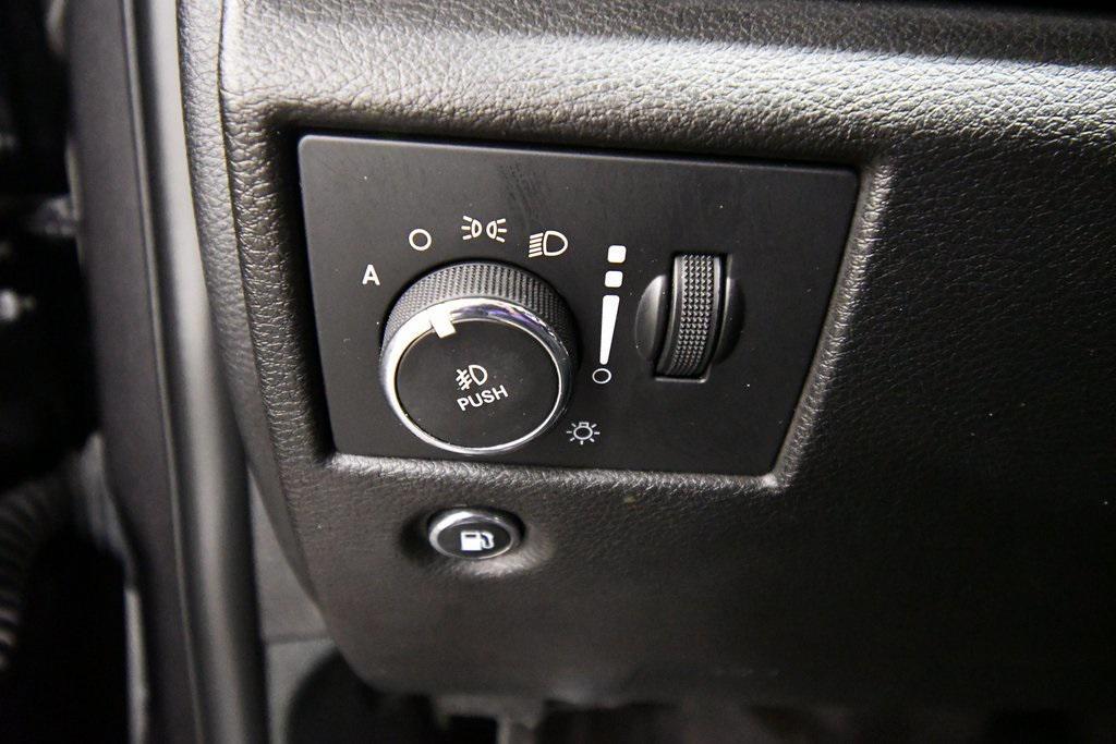 used 2018 Jeep Grand Cherokee car, priced at $17,499