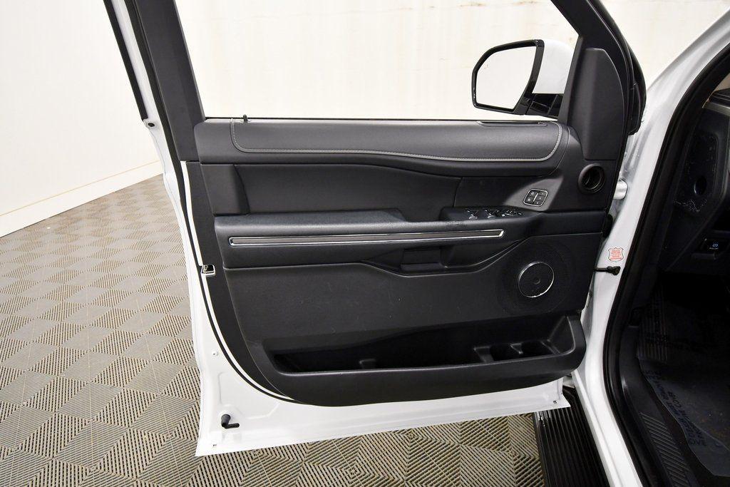 used 2024 Ford Expedition car, priced at $44,295