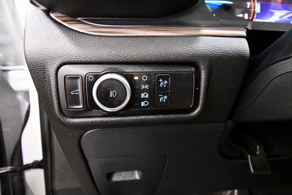 used 2024 Ford Explorer car, priced at $31,795