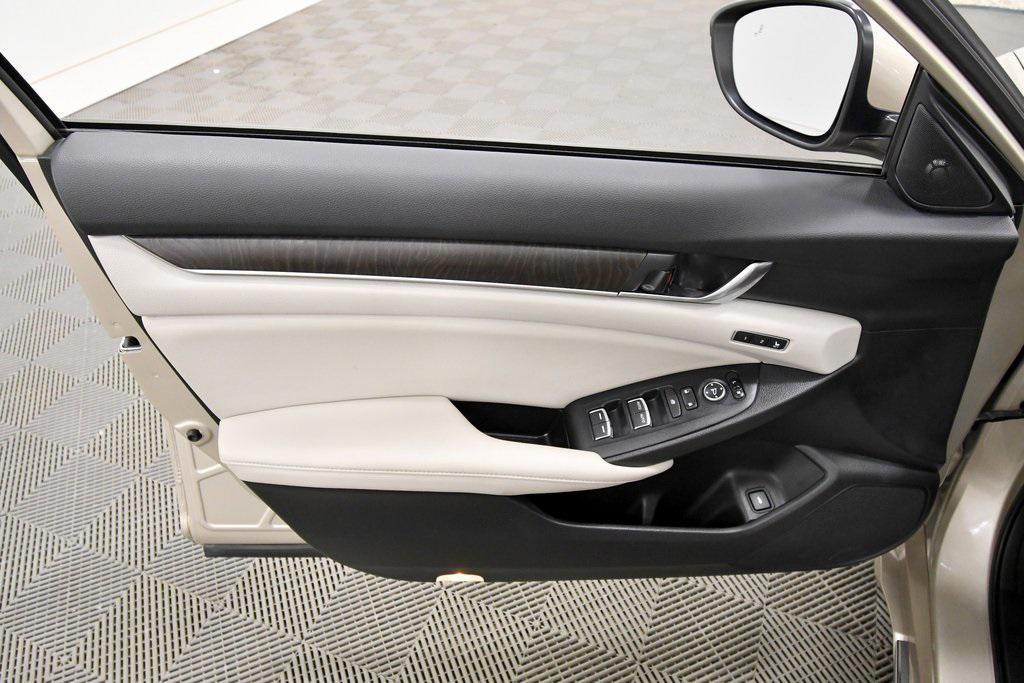 used 2020 Honda Accord car, priced at $27,499