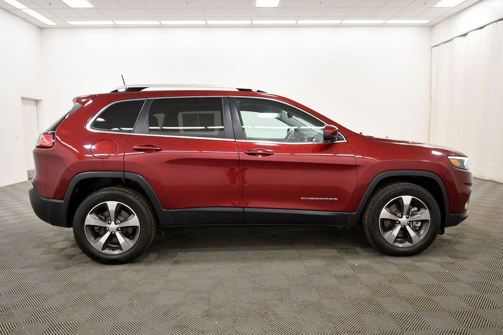 used 2019 Jeep Cherokee car, priced at $18,923